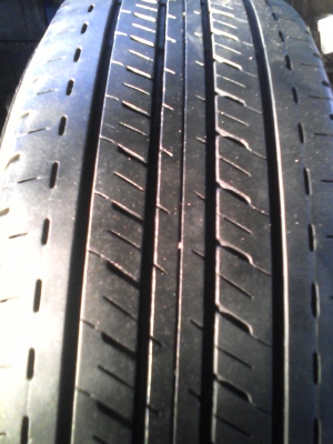 205/70R15 BRIDGESTONE DURAVIS R611 ปี2012  ชุด 4 เส้น ไม่มีปะ  TEL.081-427-3941