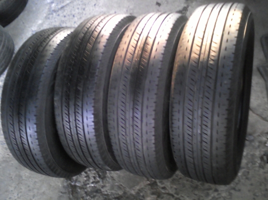 205/70R15 BRIDGESTONE DURAVIS R611 ปี2012  ชุด 4 เส้น ไม่มีปะ  TEL.081-427-3941