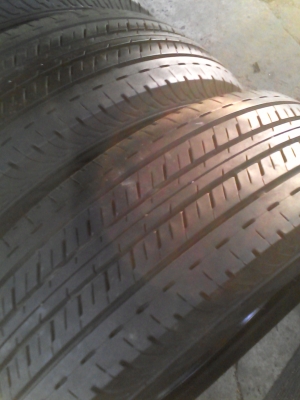 205/70R15 BRIDGESTONE DURAVIS R611 ปี2012  ชุด 4 เส้น ไม่มีปะ  TEL.081-427-3941