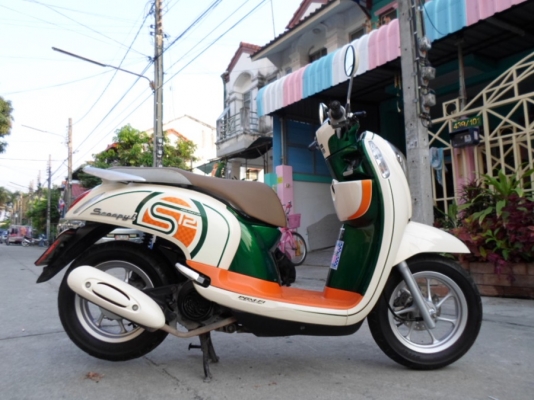 ยังไงก็ขาย New Scoopy-i ปี55 สถาพสวยๆ รถบ้านเดิมๆ ชุดโอนครบ พร้อมใช้งาน
