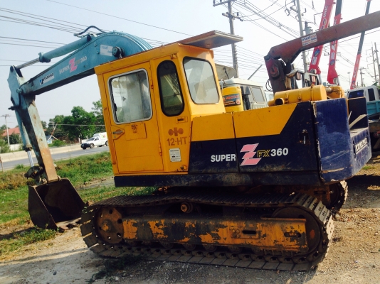 ขายด่วน KOMATSU 12HT รถสวยสภาพดีพร้อมใช้งานค่ะ