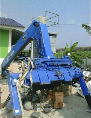 ขายเครน5ตัน5ปอก สภาพสวยๆๆ