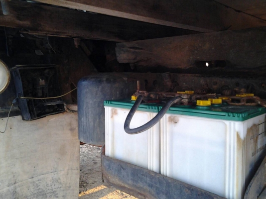 ขายNPR115รถห้าง กระบะหลังคาโดยสารสแตนเลส พร้อมเบาะนั้งเพลาหลังF