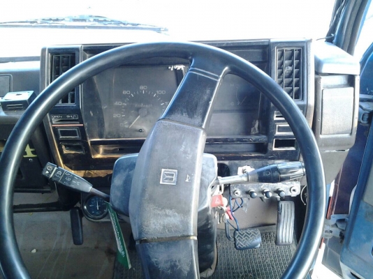 ขายNPR115รถห้าง กระบะหลังคาโดยสารสแตนเลส พร้อมเบาะนั้งเพลาหลังF