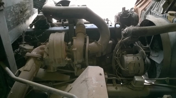 ขายรถล่อง 10 ล้อ เพลาเดียว NISSAN UD เครื่อง FE6-T เทอร์โบ 220 แรงม้า คัสซีสวยตลอดเส้น เบรคทิฟฟี่ เพาวเวอร์ ยางเรเดียลเต็มทั้ง 10 เส้น ทะเบียนพร้อมโอนครับ