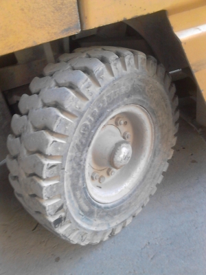 6.90/6.00-9   DEESTONE ET890  ยาง โฟล์คลิฟล้อหน้า  TEL.081-427-3941