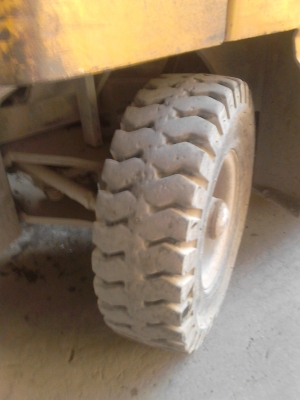 6.90/6.00-9   DEESTONE ET890  ยาง โฟล์คลิฟล้อหน้า  TEL.081-427-3941