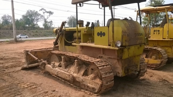ขายแทรคเตอร์ KOMATSU D5 สภาพพร้อมใช้งาน ราคาถูก