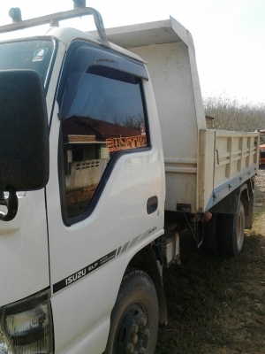 รถฮีโน่ 6 ล้อดั้ม NQR 150  แรงม้า.  ปี 50  สนใจติดต่อ 081 - 6079515