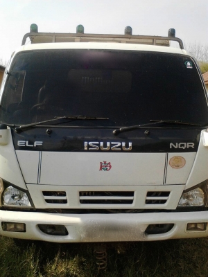 รถฮีโน่ 6 ล้อดั้ม NQR 150  แรงม้า.  ปี 50  สนใจติดต่อ 081 - 6079515