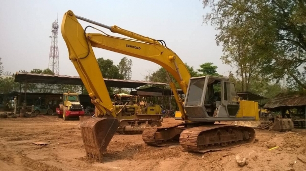ขายแบคโฮ SUMITOMO สภาพพร้อมใช้ ราคาถูกครับ ขายแบคโฮ SUMITOMO สภาพพร้อมใช้ ราคาถูกครับ