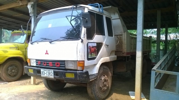 ขาย 6 ล้อดั้ม MITSU FK415K เครื่อง 6D14 เทอร์โบ 180 แรงม้า คัสซีสวยตลอดเส้น เบรคทิฟฟี่ พาวเวอร์ ทะเบียนพร้อมโอน ราคาต่อรองได้ครับ