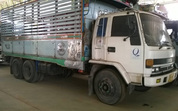 ขายรถล่อง 10 ล้อ เพลาเดียว ISUZU ROCKY เครื่อง 6BG1 175 แรงม้า คัสซีสวยตลอดเส้น เบรคลมดัน พาวเวอร์ ทะเบียนพร้อมโอนครับ ขายรถล่อง 10 ล้อ เพลาเดียว ISUZU ROCKY เครื่อง 6BG1 175 แรงม้า คัสซีสวยตลอดเส้น เบรคลมดัน พาวเวอร์ ทะเบียนพร้อมโอนครับ