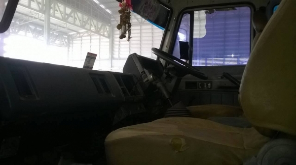 ขายรถล่อง 10 ล้อ เพลาเดียว ISUZU ROCKY เครื่อง 6BG1 175 แรงม้า คัสซีสวยตลอดเส้น เบรคลมดัน พาวเวอร์ ทะเบียนพร้อมโอนครับ ขายรถล่อง 10 ล้อ เพลาเดียว ISUZU ROCKY เครื่อง 6BG1 175 แรงม้า คัสซีสวยตลอดเส้น เบรคลมดัน พาวเวอร์ ทะเบียนพร้อมโอนครับ