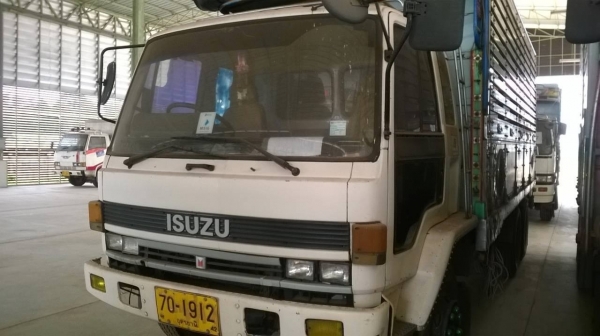 ขายรถล่อง 10 ล้อ เพลาเดียว ISUZU ROCKY เครื่อง 6BG1 175 แรงม้า คัสซีสวยตลอดเส้น เบรคลมดัน พาวเวอร์ ทะเบียนพร้อมโอนครับ ขายรถล่อง 10 ล้อ เพลาเดียว ISUZU ROCKY เครื่อง 6BG1 175 แรงม้า คัสซีสวยตลอดเส้น เบรคลมดัน พาวเวอร์ ทะเบียนพร้อมโอนครับ