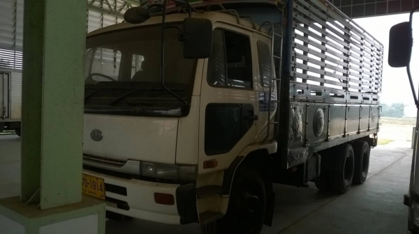 ขาย 10 ล้อ เพลาเดียว NISSAN UD เครื่อง FE6-T เทอร์โบ 220 แรงม้า คัสซีสวยตลอดเส้น เบรคทิฟฟี่ เพาวเวอร์ ยางเรเดียลเต็มทั้ง 10 เส้น ทะเบียนพร้อมโอนครับ ขาย 10 ล้อ เพลาเดียว NISSAN UD เครื่อง FE6-T เทอร์โบ 220 แรงม้า คัสซีสวยตลอดเส้น เบรคทิฟฟี่ เพาวเวอร์ ยางเรเดียลเต็มทั้ง 10 เส้น ทะเบียนพร้อมโอนครับ