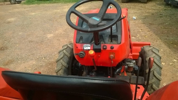 ขายรถไถ KUBOTA รุ่น L3408 สภาพพร้อมใช้งาน เอกสารทะเบียนครบ ยางเต็ม พร้อมผาน 5 และผานดันหน้า ราคาต่อรองได้ครับ ขายรถไถ KUBOTA รุ่น L3408 สภาพพร้อมใช้งาน เอกสารทะเบียนครบ ยางเต็ม พร้อมผาน 5 และผานดันหน้า ราคาต่อรองได้ครับ