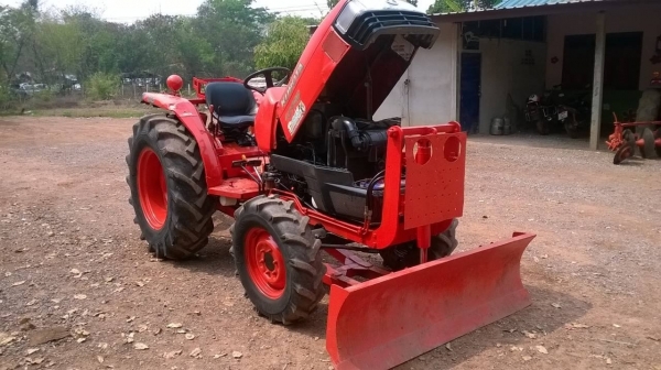 ขายรถไถ KUBOTA รุ่น L3408 สภาพพร้อมใช้งาน เอกสารทะเบียนครบ ยางเต็ม พร้อมผาน 5 และผานดันหน้า ราคาต่อรองได้ครับ ขายรถไถ KUBOTA รุ่น L3408 สภาพพร้อมใช้งาน เอกสารทะเบียนครบ ยางเต็ม พร้อมผาน 5 และผานดันหน้า ราคาต่อรองได้ครับ