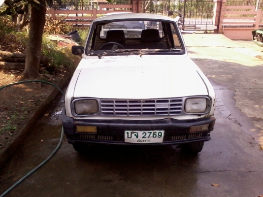 มาสด้า1300แยกขายเป็นอะไหล่ครับ