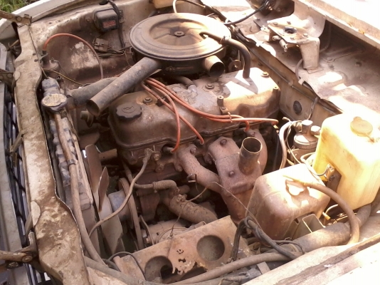 มาสด้า1300แยกขายเป็นอะไหล่ครับ