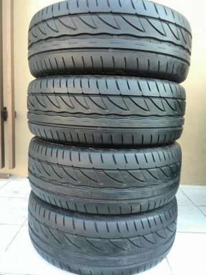 ขายยาง BRIDGESTONE RE002 205-55-16 ปี12 ดอกสวย เนื้อนิ่ม ไม่กินข้าง ชุดละ 5,500 บาท
