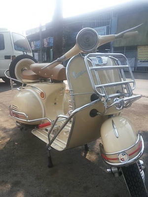 เอเซียเวสป้า---->>คุณอู๊ด อยุธยา มารับรถเวสป้า64ที่อู่เรียบร้อย07/03/2558 เอเซียเวสป้า---->>คุณอู๊ด อยุธยา มารับรถเวสป้า64ที่อู่เรียบร้อย07/03/2558