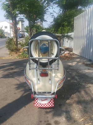 เอเซียเวสป้า---->>คุณอู๊ด อยุธยา มารับรถเวสป้า64ที่อู่เรียบร้อย07/03/2558 เอเซียเวสป้า---->>คุณอู๊ด อยุธยา มารับรถเวสป้า64ที่อู่เรียบร้อย07/03/2558