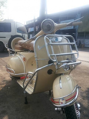 เอเซียเวสป้า---->>คุณอู๊ด อยุธยา มารับรถเวสป้า64ที่อู่เรียบร้อย07/03/2558 เอเซียเวสป้า---->>คุณอู๊ด อยุธยา มารับรถเวสป้า64ที่อู่เรียบร้อย07/03/2558