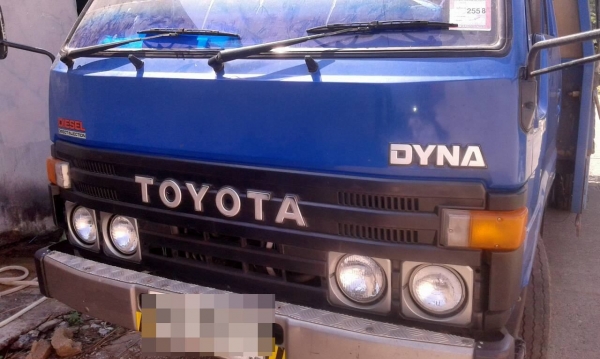 TOYOTA DYNA