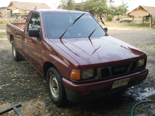 รถกะบะ อีซูซุ มังกรทอง ยอดประหยัด เครื่อง90HP  2500 ปี35 มีประกันภัยชั้นหนึ่ง  เดิมบาง เครื่องดี แชสซีสวย แอร์เย็น  พ เพาเวอร์ ขับดี  วิ่งดี สีเดิมบาง สวยน่าใช้มากๆ