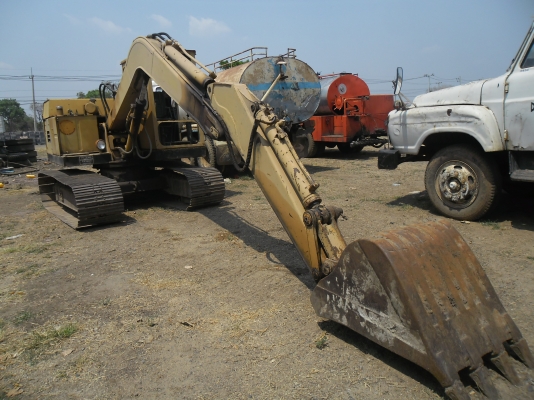 ขายรถแบคโฮ MITSU PC70 สภาพพร้อมใช้โซ่หนาเอวแน่นเครื่องดีปั้มดี ขายรถแบคโฮ MITSU PC70 สภาพพร้อมใช้โซ่หนาเอวแน่นเครื่องดีปั้มดี