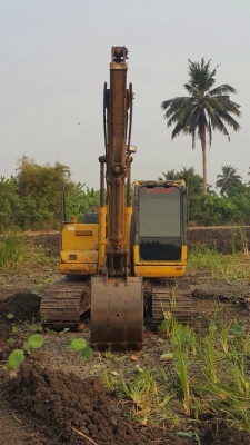 ขายด่วน KoMATSU PC130-8 รถบ้านฝากขาย พร้อมใช้งานได้ทันที สภาพสมบูรณ์ สนใจติดต่อได้จ้า