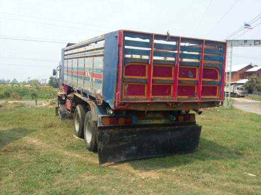 ขาย 10 ดั้มหลงเครื่อง 195 แรง 10 สปีด รุ่น FN527MA แอร์เย็นครับ