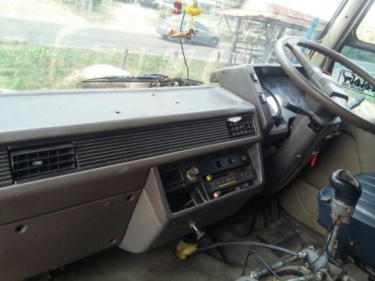 ขาย 10 ดั้มหลงเครื่อง 195 แรง 10 สปีด รุ่น FN527MA แอร์เย็นครับ