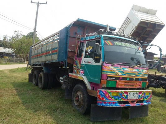 ขาย 10 ดั้มหลงเครื่อง 195 แรง 10 สปีด รุ่น FN527MA แอร์เย็นครับ