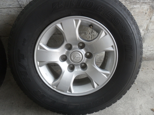 ล้อแม็ก 16นิ้ว 6รู มาสด้า พร้อมยาง สวยๆ 4 ล้อ ราคา 6900 บาท