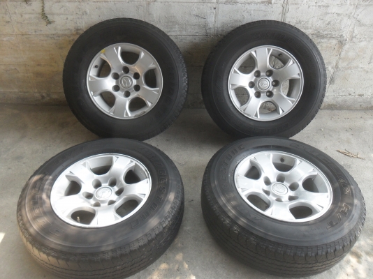 ล้อแม็ก 16นิ้ว 6รู มาสด้า พร้อมยาง สวยๆ 4 ล้อ ราคา 6900 บาท