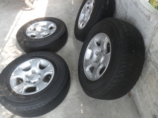 ล้อแม็ก 16นิ้ว 6รู มาสด้า พร้อมยาง สวยๆ 4 ล้อ ราคา 6900 บาท