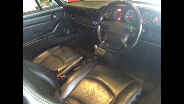 ขายรถคลาสสิค Porsche 911 (993) Cabriolet Carrera สภาพเดิมมาจากนอก รถออกจากโชว์รูมที่Germany วันที่17ส.ค.1995 เป็นคันที่30 ในสายการผลิต คู่มือต่างๆอยู่ครบ หลังคาผ้าใบสมบูรณ์ ระบบไฟฟ้าหลังคาและอื่นๆใช้งานได้หมด สภาพพร้อมโชว์ ขายเพียง 4,990,000 สนใจติดต่อ ขายรถคลาสสิค Porsche 911 (993) Cabriolet Carrera สภาพเดิมมาจากนอก รถออกจากโชว์รูมที่Germany วันที่17ส.ค.1995 เป็นคันที่30 ในสายการผลิต คู่มือต่างๆอยู่ครบ หลังคาผ้าใบสมบูรณ์ ระบบไฟฟ้าหลังคาและอื่นๆใช้งานได้หมด สภาพพร้อมโชว์ ขายเพียง 4,990,000 สนใจติดต่อ