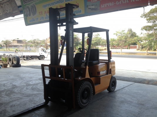 ขายโฟล์คลิฟท์ มิตซู 2.5 ตัน เสา 4 เมตร  พร้อมใช้งาน สภาพสวย