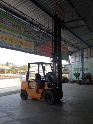 ขายโฟล์คลิฟท์ มิตซู 2.5 ตัน เสา 4 เมตร  พร้อมใช้งาน สภาพสวย