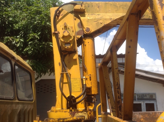 ขายหกล้อ KR 320 เปลี่ยนหัวเจ้าอินทรีย์ 145 เครน 2 ตันครึ่ง