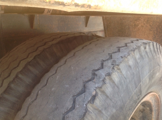 ขายหกล้อ KR 320 เปลี่ยนหัวเจ้าอินทรีย์ 145 เครน 2 ตันครึ่ง