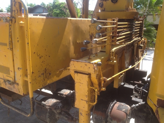 ขายหกล้อ KR 320 เปลี่ยนหัวเจ้าอินทรีย์ 145 เครน 2 ตันครึ่ง