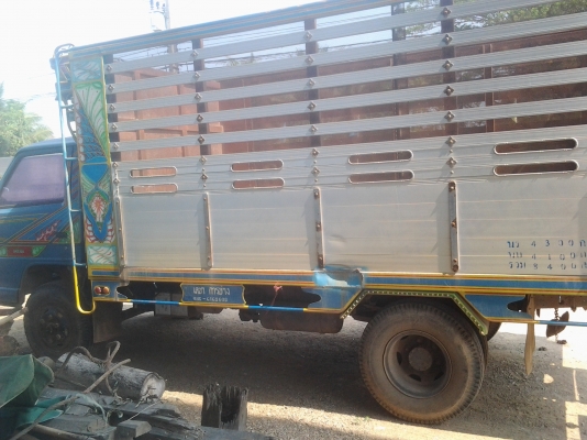 ขาย NPR 130 แรง ขาย450000 ต่อรองได้