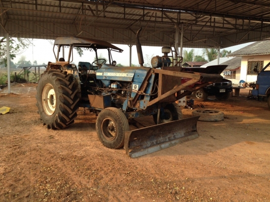 FORD 6600 แท้ T5 เสื้อเรียบ ไอดีกลม หาง3 ใบดัน เอกสารสัญาซื้อขายคับ