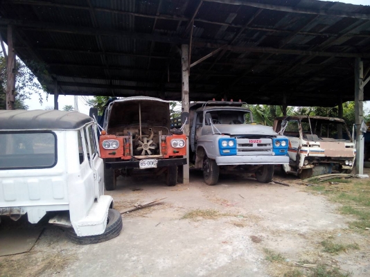 หลุดมัดจำครับพี่น้องขอขายต่อขายไปแล้ว1คัน ยังเหลืออีก1คัน (ขายคันสีเทาครับ)  ปรับลดราคาสุดๆไปเลยครับ100000 บาท