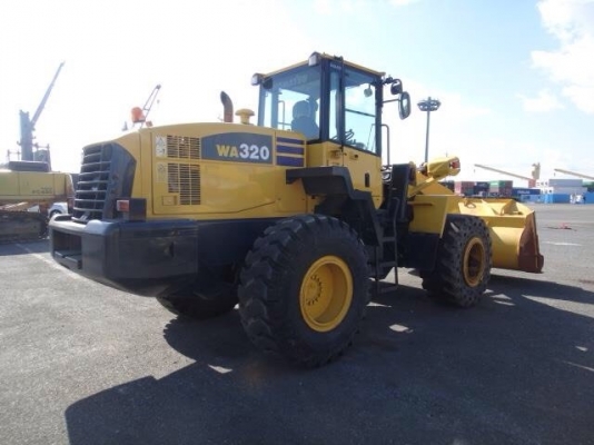 ขายคันที่ 1 รถตัก KOMATSU WA320-5 นำเข้าจากญี่ปุ่น 090-986-2521 อ๊อบ