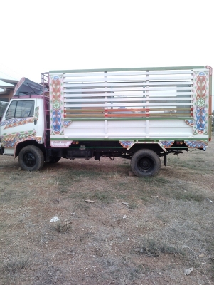 ขาย HINO KM 117แรง กะบะเหล็กดั้มเกษตรต่อไหม่เอี่ยม เพ้นลายสวย