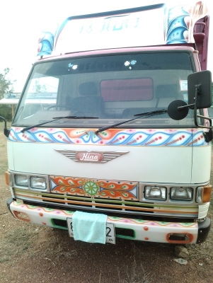 ขาย HINO KM 117แรง กะบะเหล็กดั้มเกษตรต่อไหม่เอี่ยม เพ้นลายสวย